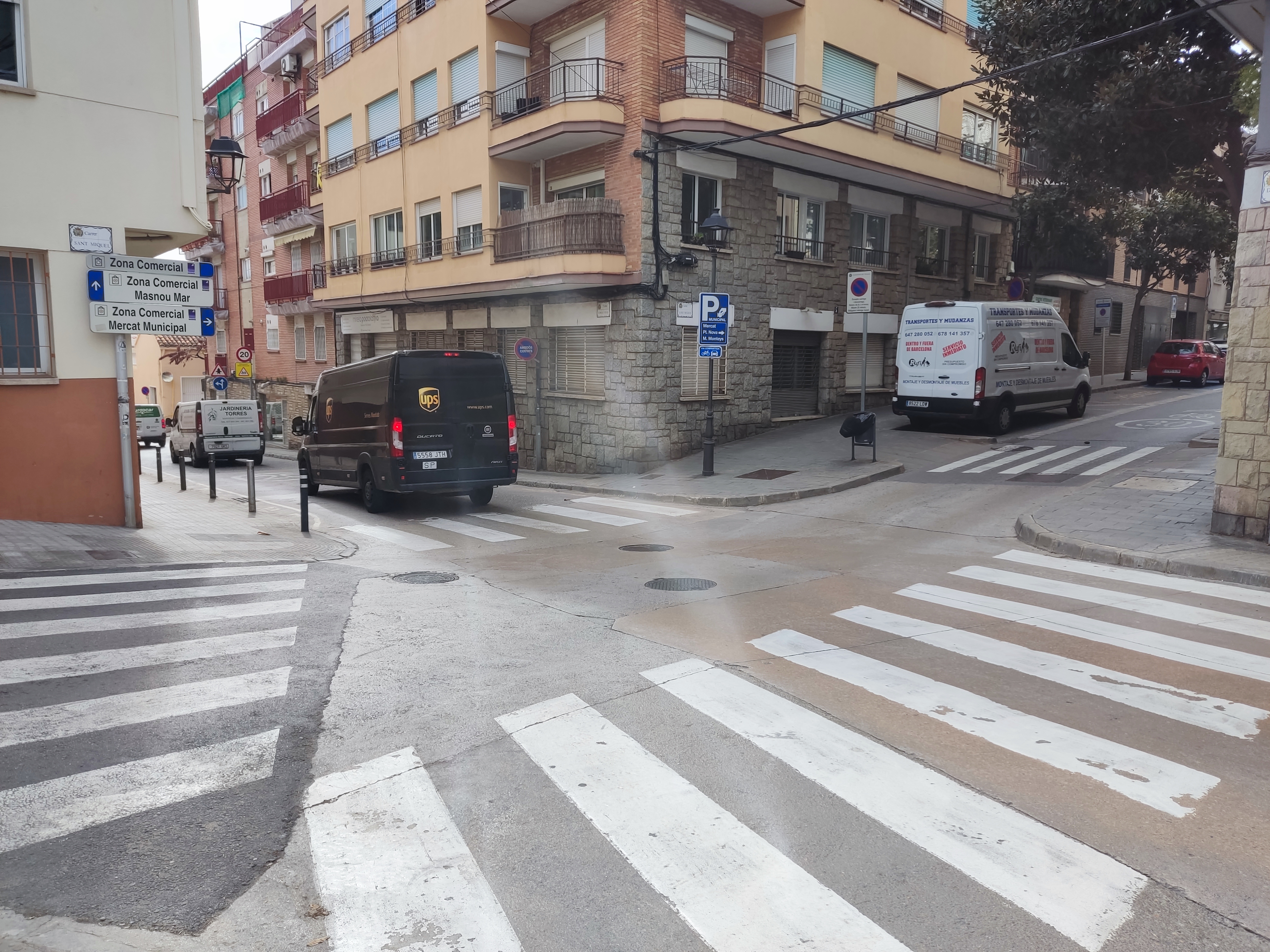 Imatge pels mitjans: Millorar cruïlla carrer Sant Miquel amb Pintor Domènec Ferrer